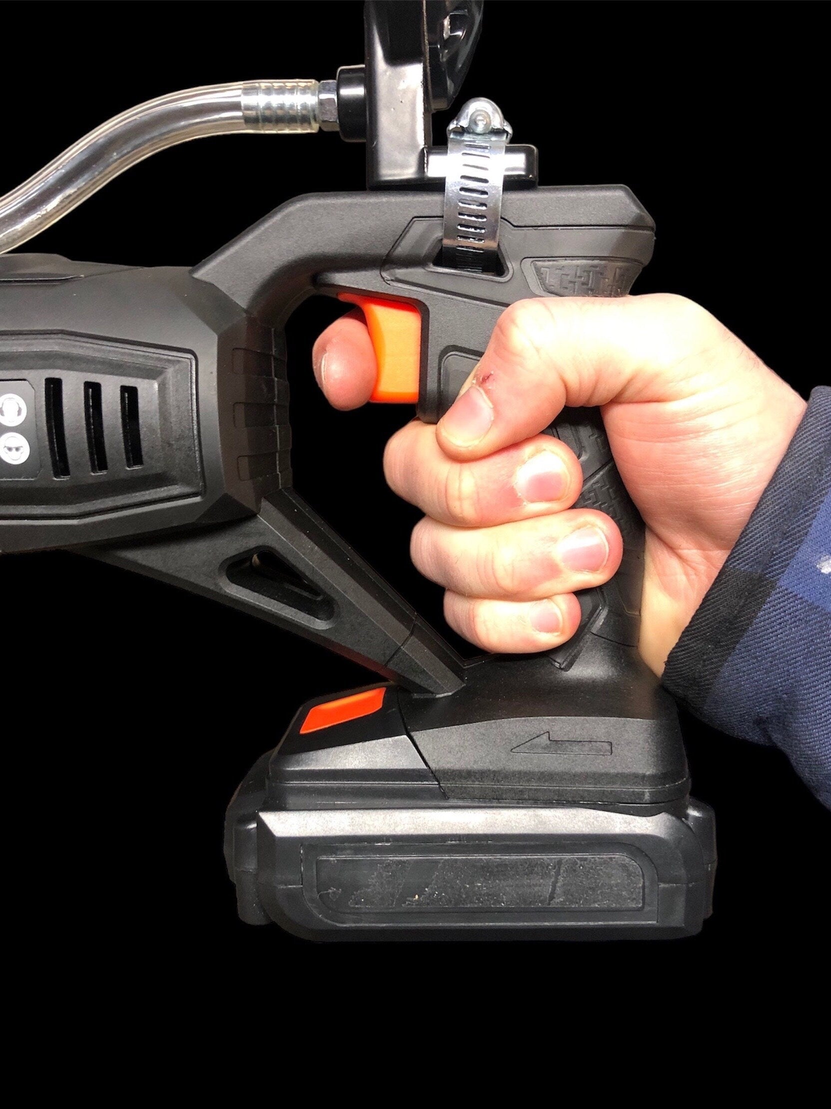 LOUD Fog Horn Blaster Portable 18V Rechargeable Battery
